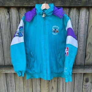 Vintage 90’s Charlotte Hornets Starter Jacket